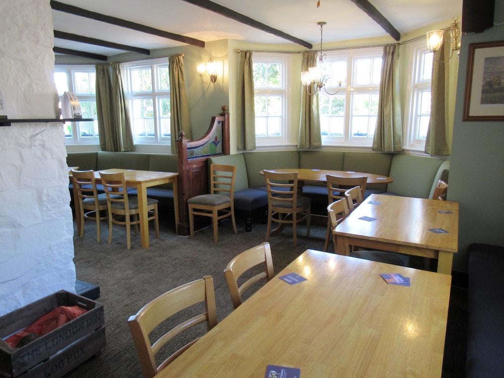 London Inn 21/43
