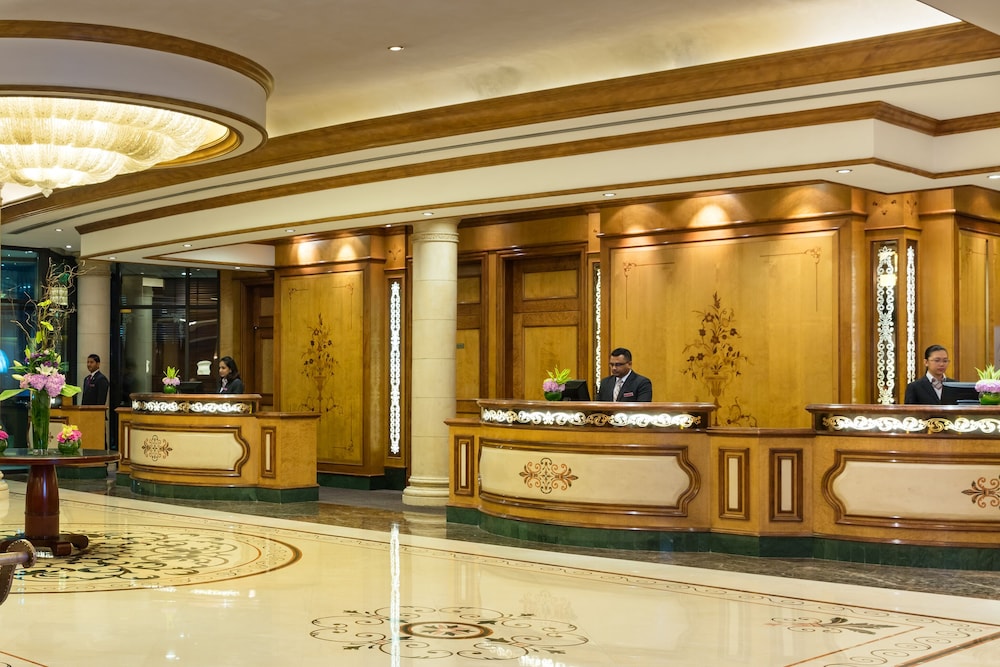 Crowne Plaza Bahrain 8/78