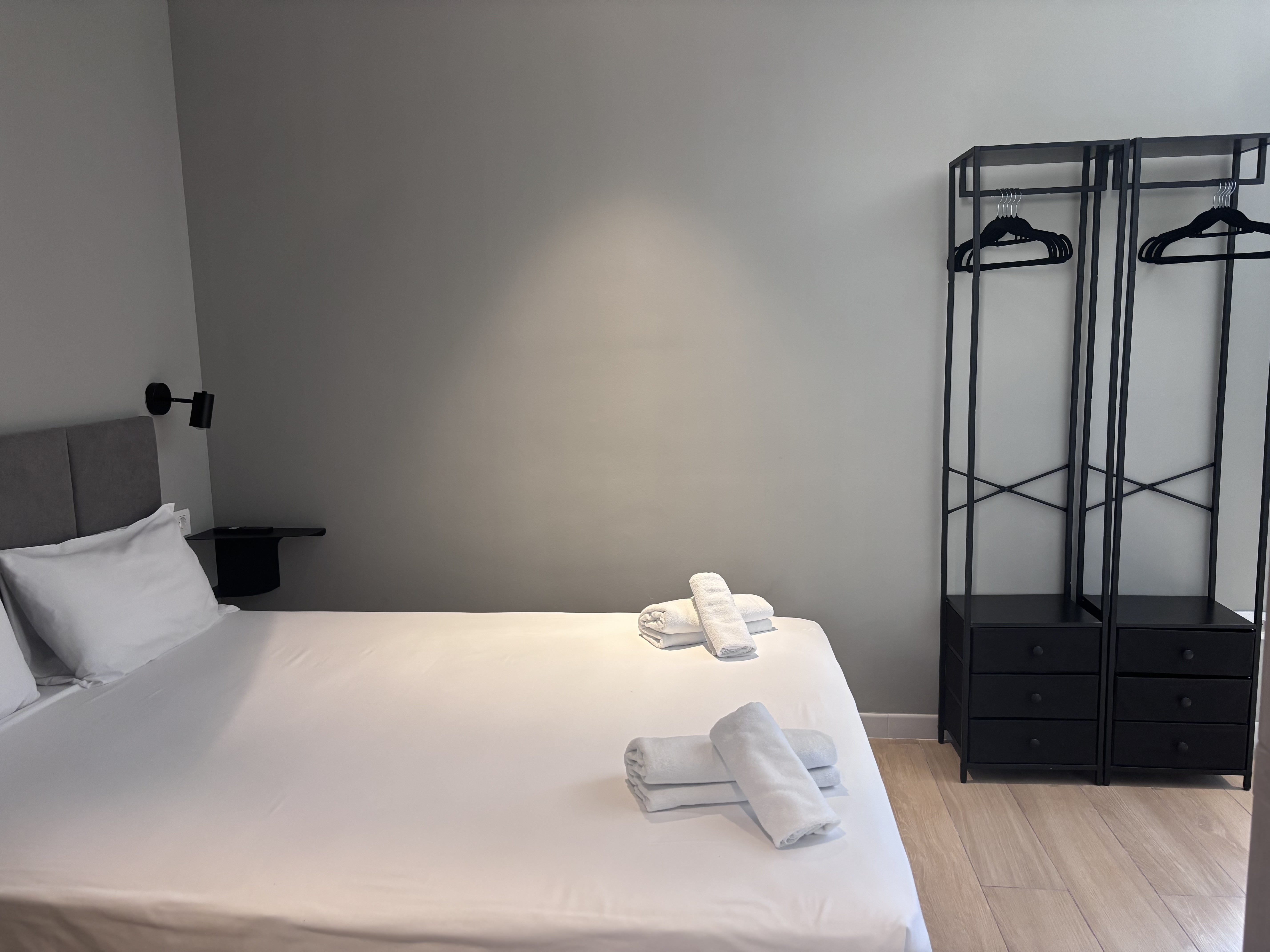 غرفة عائلية، Hostel Complutum 2/5