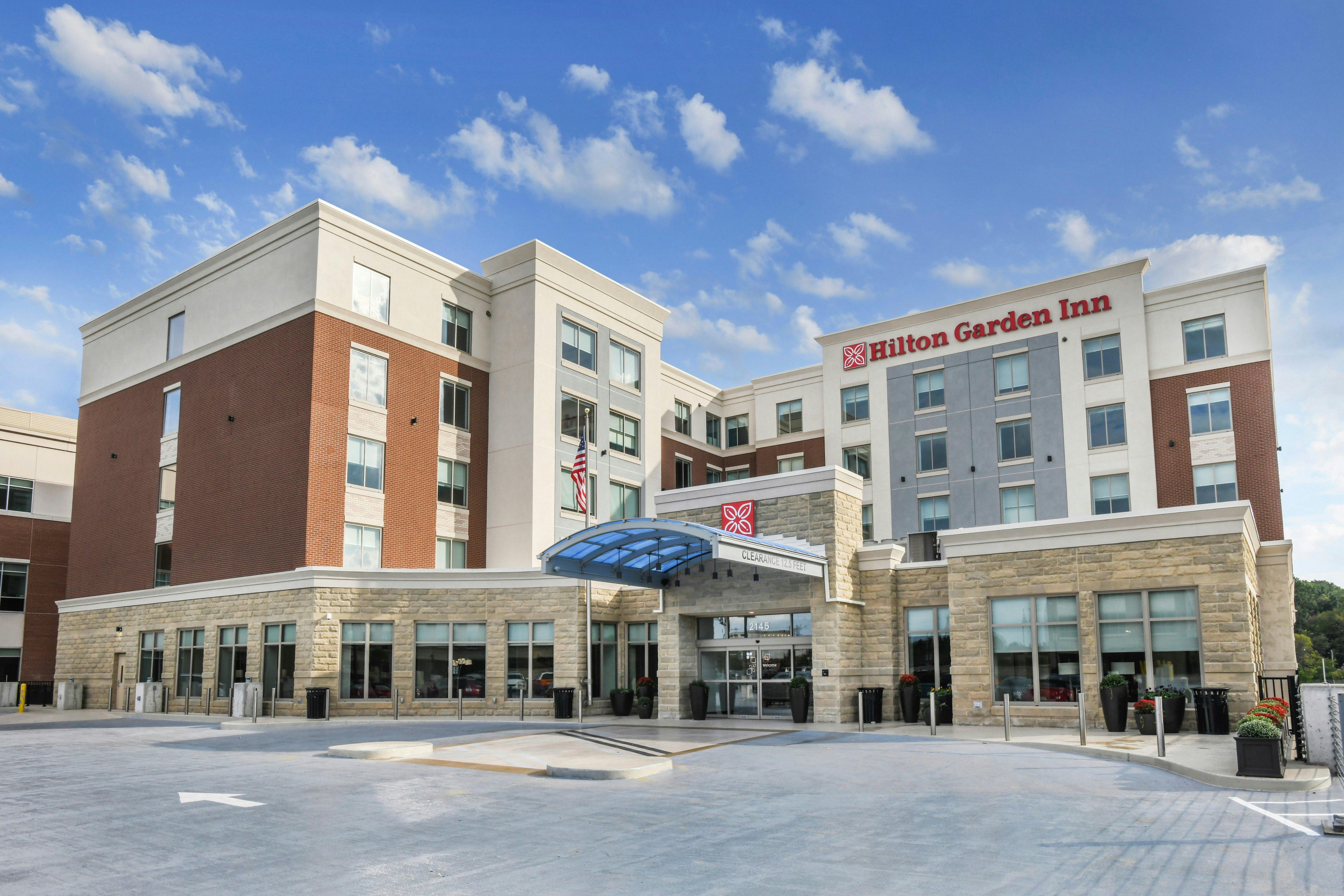Hilton Garden Inn Cincinnati Midtown 57/58