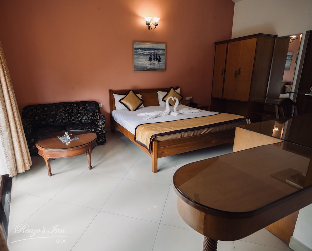 Renzo's Inn 17/50