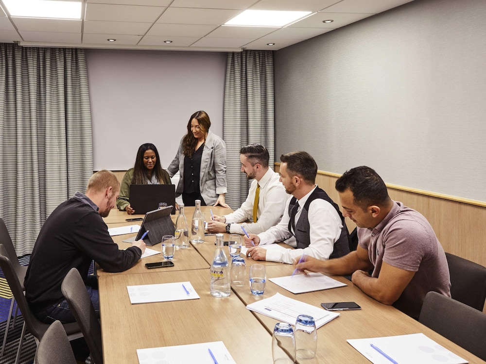 Novotel Coventry M6 J3 36/48