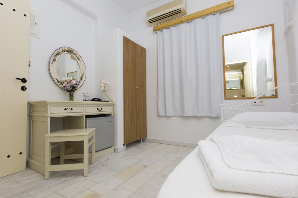 Hotel Galini 14/80