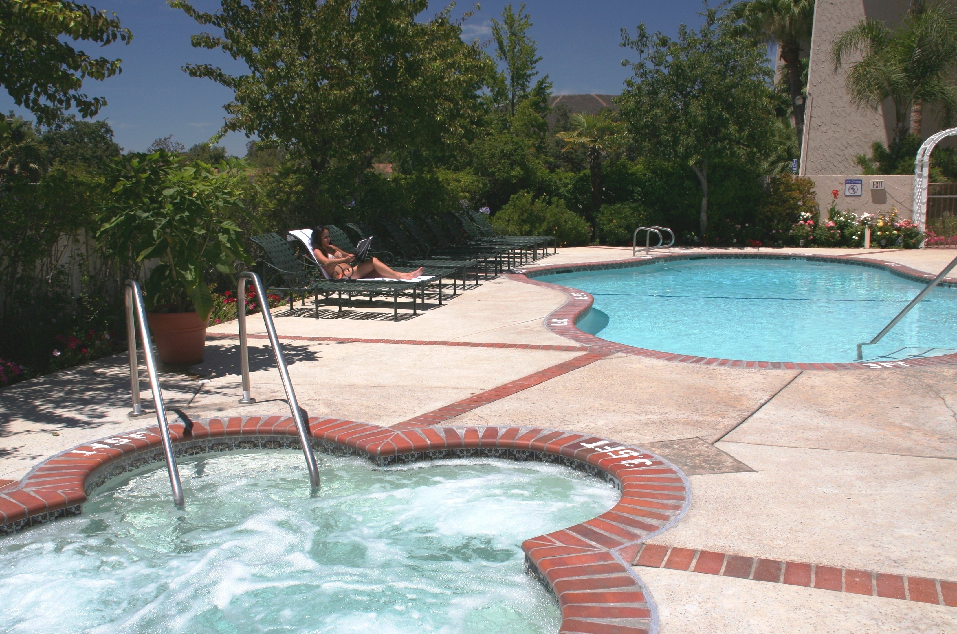 Best Western Plus Thousand Oaks Inn 25/50