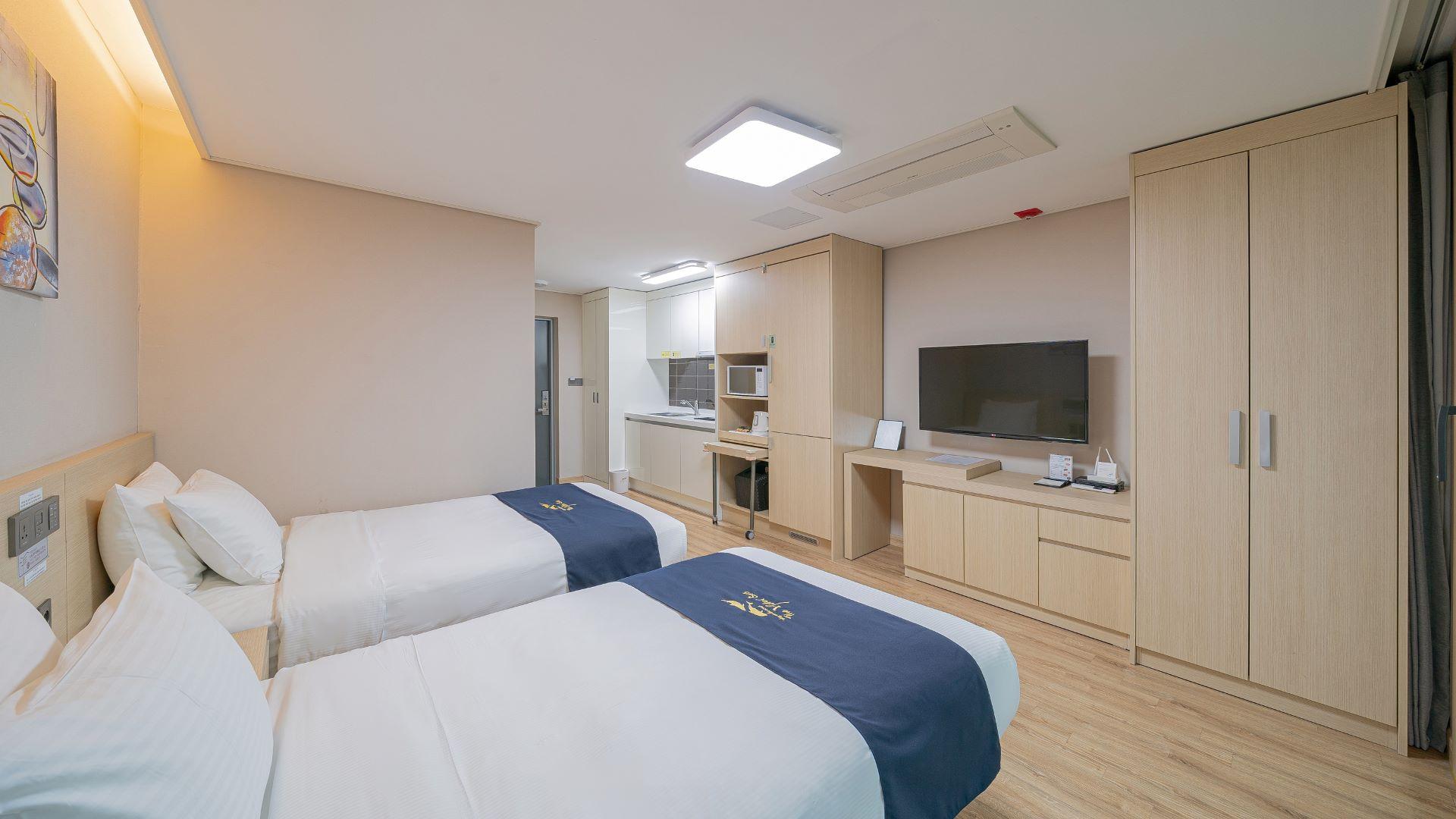 Exclusive, Standard, Single, Twin Beds, Bridge View