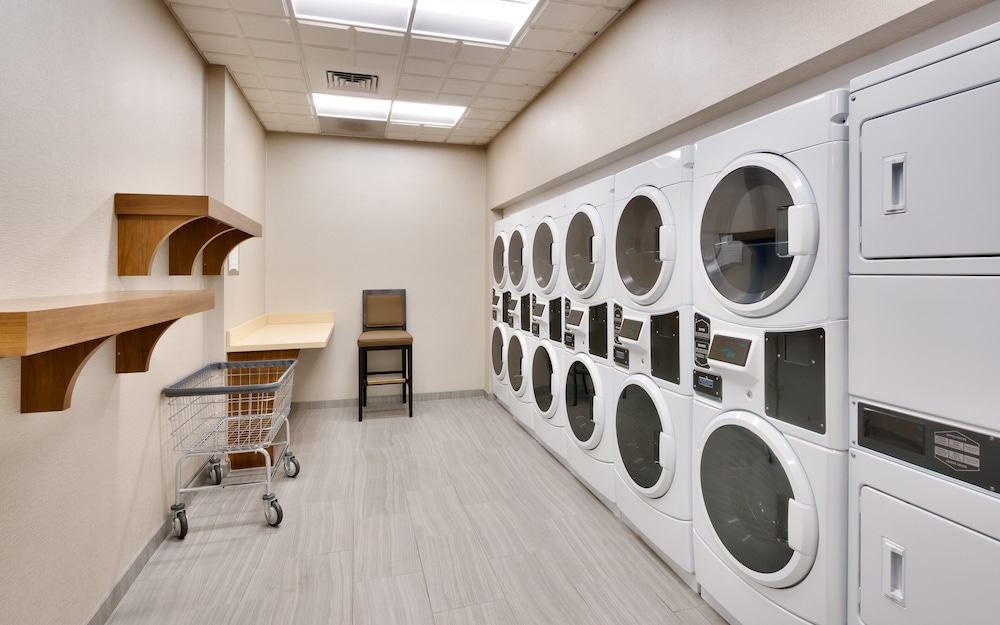 STAYBRIDGE SUITES GAINESVILLE I-75 26/68