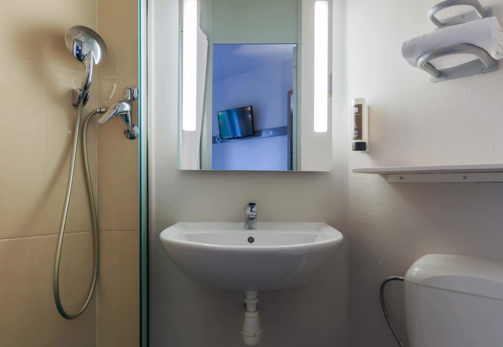 غرفة بسريرين منفصلين، B&B Hotel Nancy Laxou Zenith 3/3