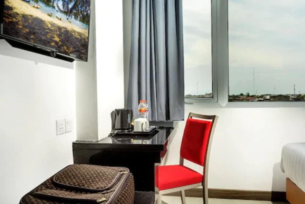 AYANI HOTEL 37/45