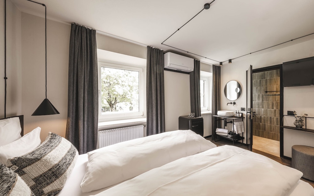 ECONOMY, DOUBLE BED