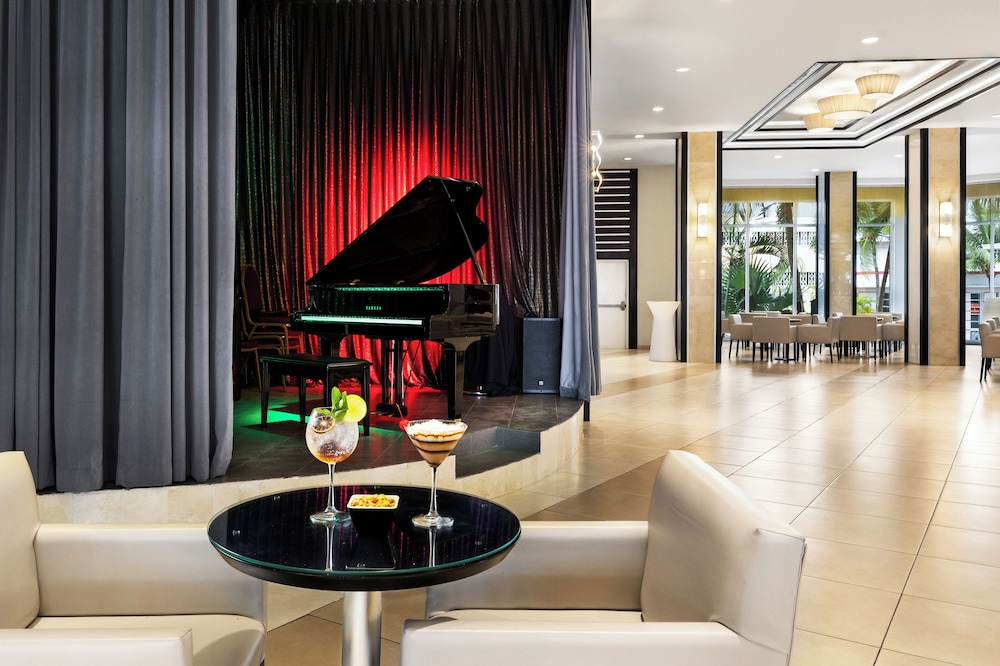 RIU Plaza Miami Beach 32/54