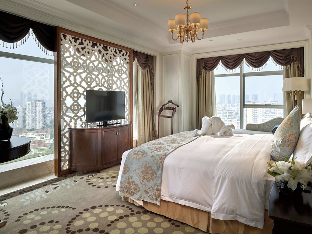 Yinxin Century Hotel 11/25