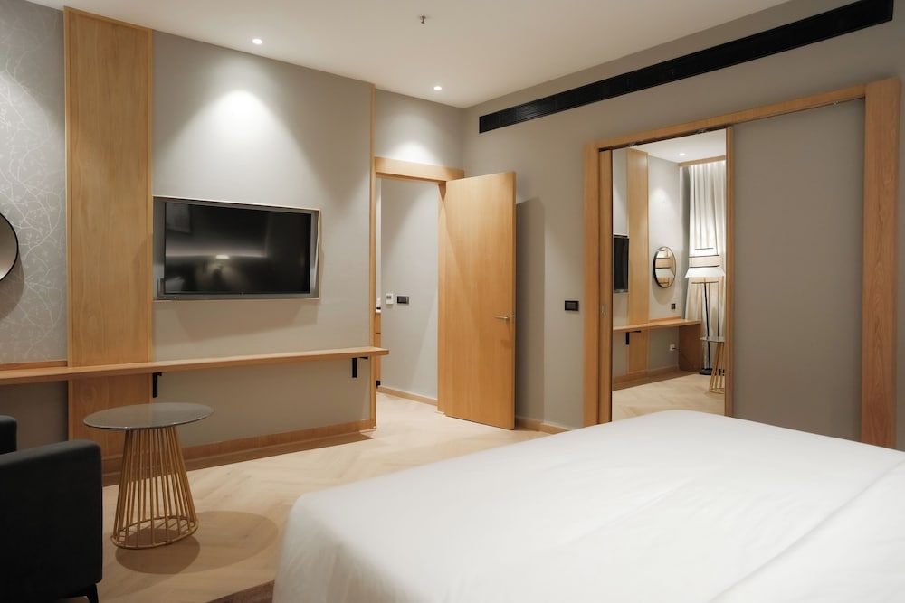 Ramada by Wyndham Ranchi Bariatu Road 25/60