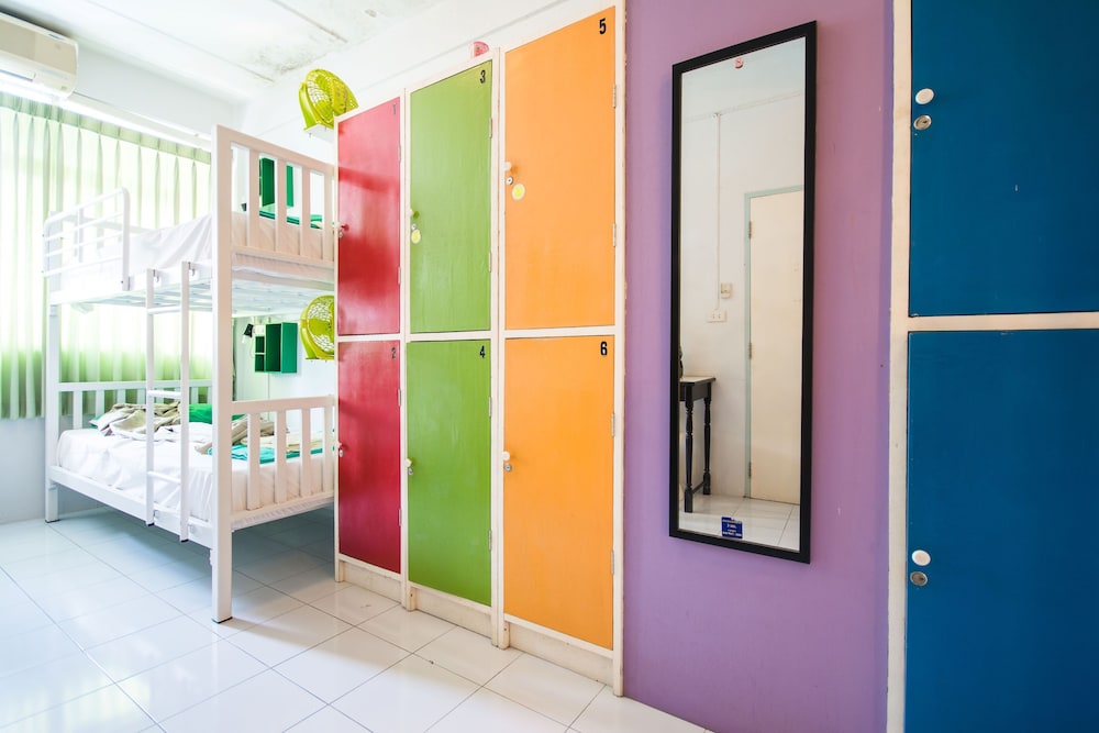 Sleep Sheep Phuket Hostel 28/61