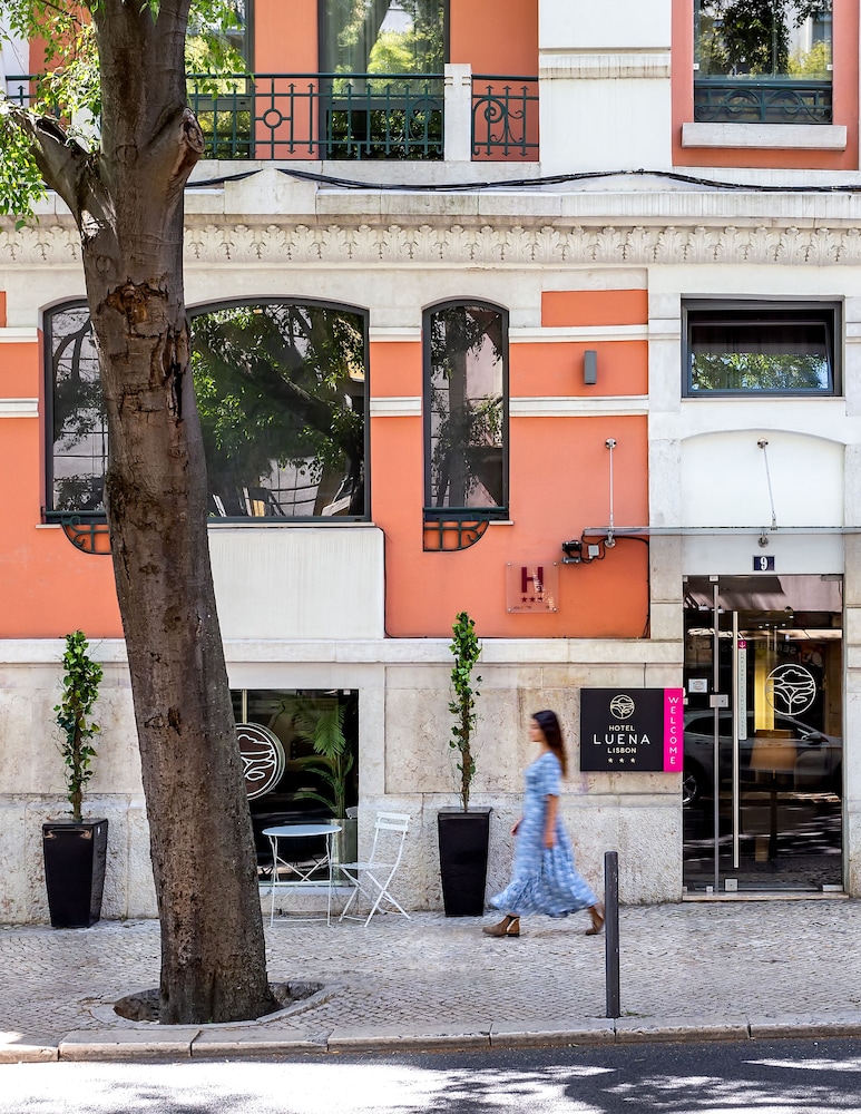 Hotel Luena 2/61