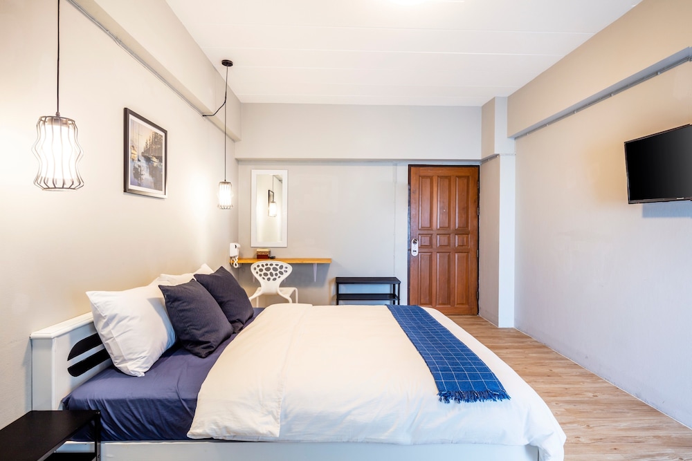Penyos Residence 36/73