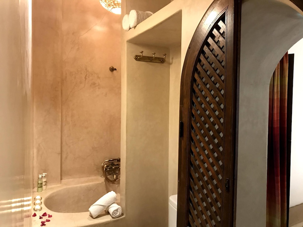 Riad Dar Zaman 68/69