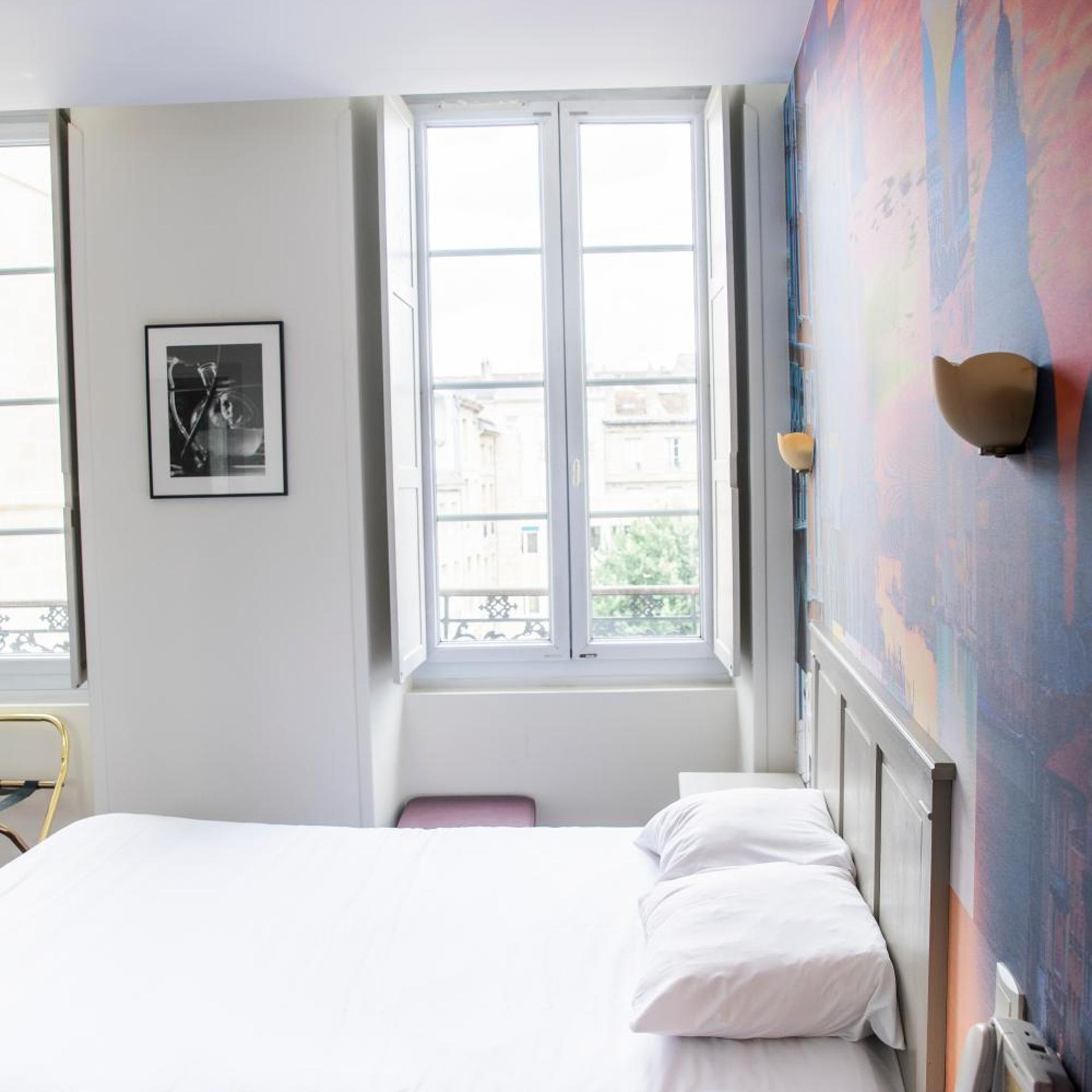 STANDARD, DOUBLE BED