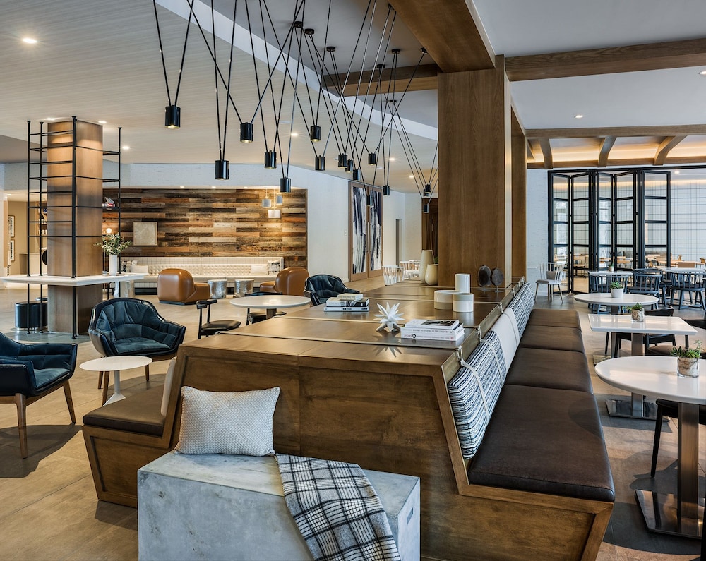 Hotel Zero Degrees Danbury 28/37