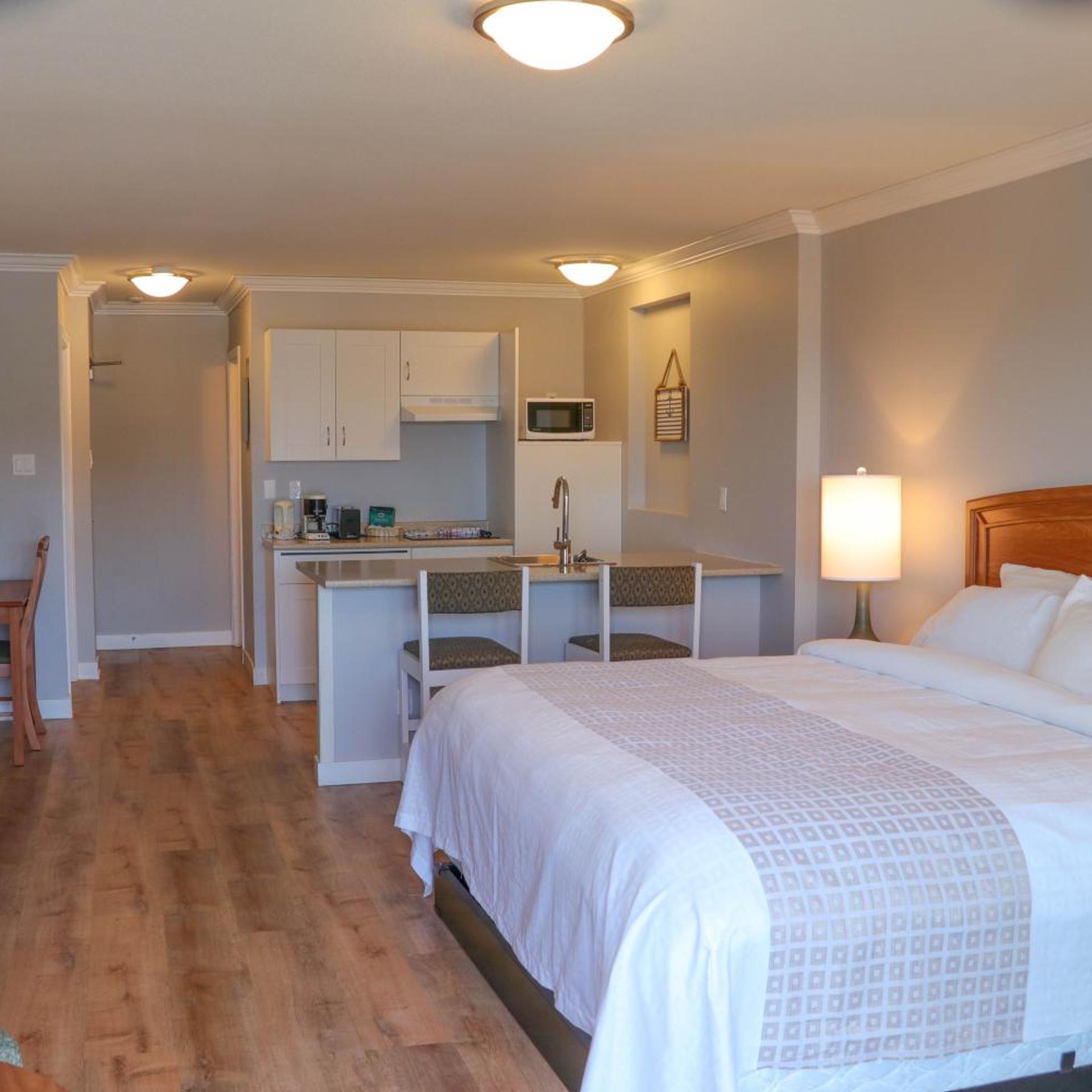 Waterfront Suites And Marina 14/29