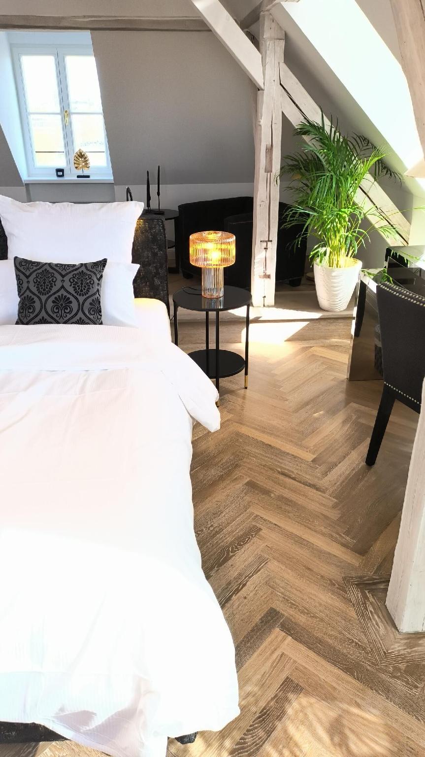 غرفة ديلوكس بسرير مزدوج أو سريرين منفصلين، Boutique Hotel Krone Muenchen 2/2