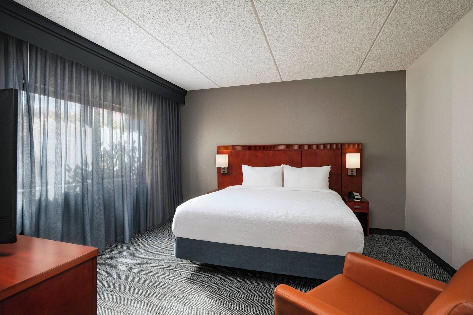 جناح بغرفة نوم واحدة لذوي الإعاقة، Courtyard by Marriott Medical Center San Antonio 2/3
