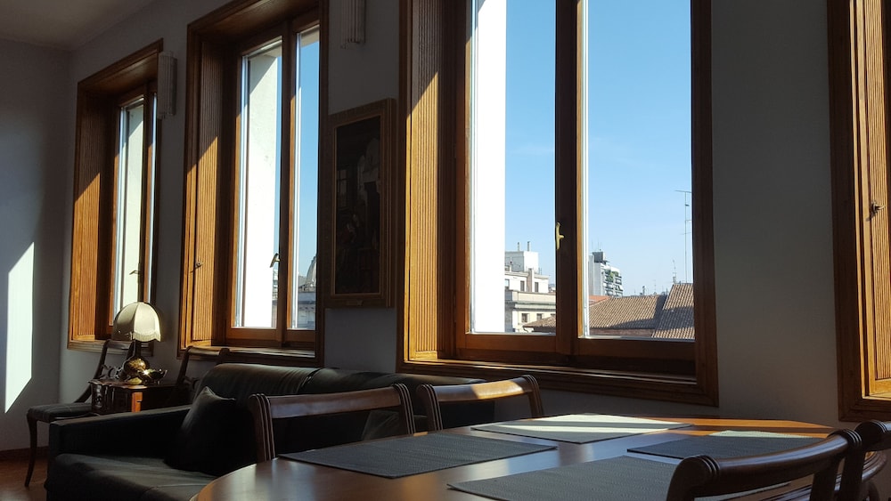 Bnbutler - Galleria Unione 14/21