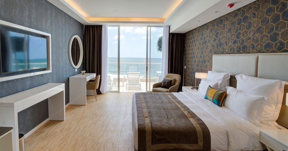 EDEN SUITE