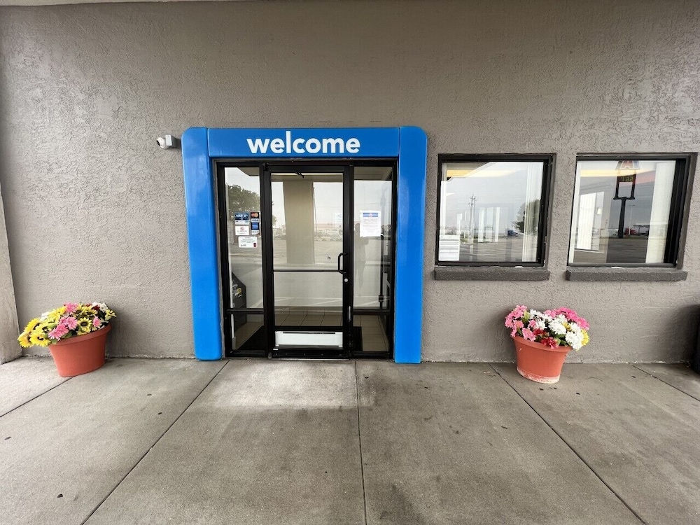 Motel6 Council Bluffs, IA - Omaha East 58/68