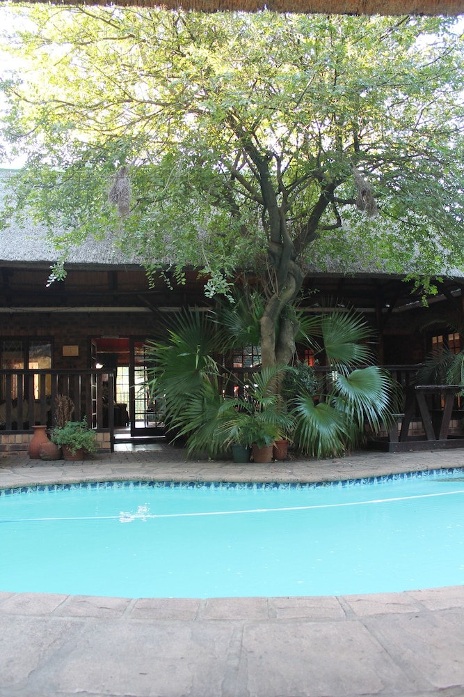 La Mer Lodge 14/15