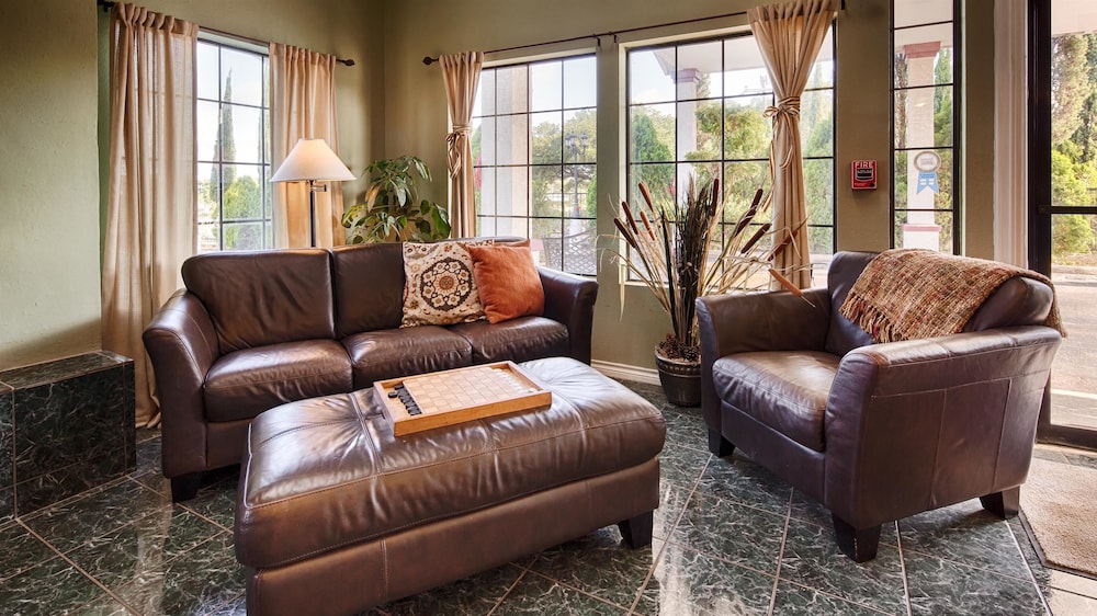 Best Western Johnson City Inn 20/37