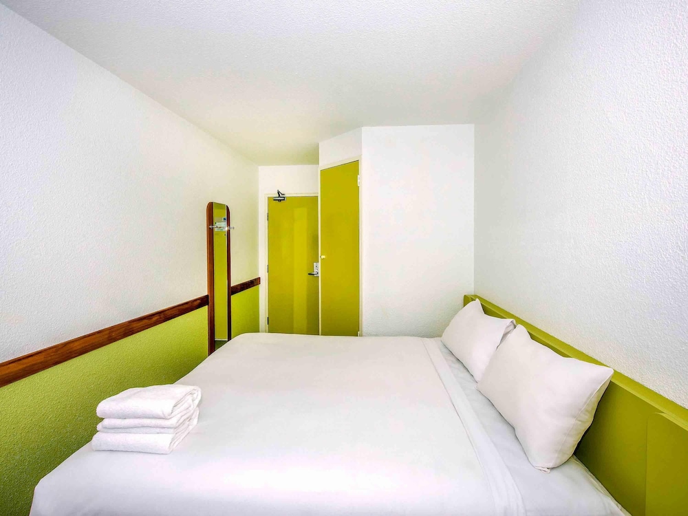 Ibis Budget St Peters 35/54