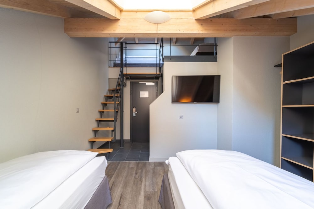 Guesthouse By the Hey 7/15