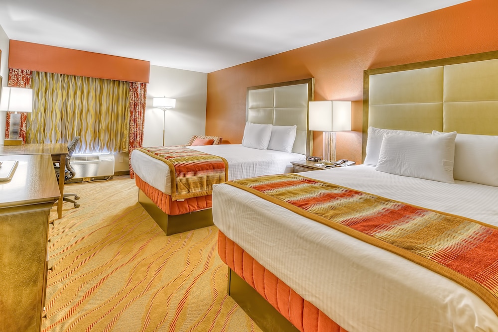 غرفة بسريرين كوين لذوي الإعاقة، La Quinta Inn Suites Pigeon Forge 3/10