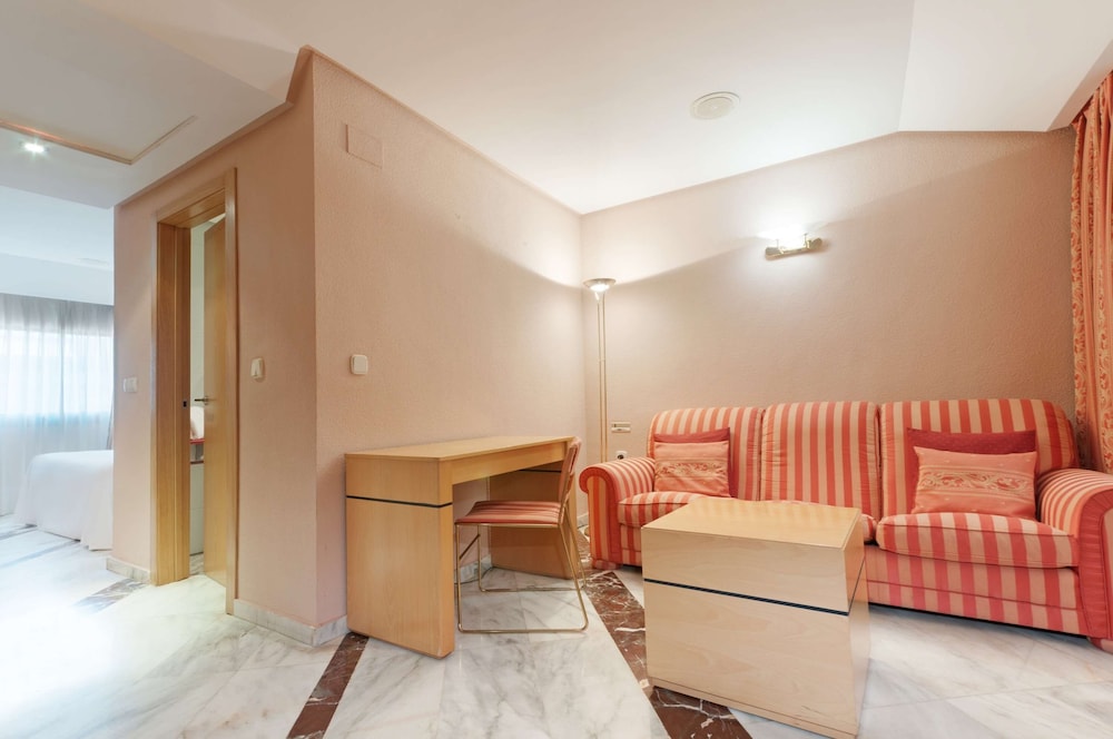 Hotel Puertollano 20/26