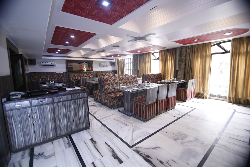 HOTEL SHEETAL REGENCY 6/41