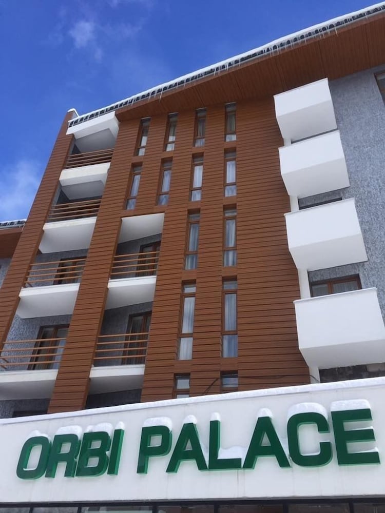 Orbi Palace Hotel Official in BORJOMI