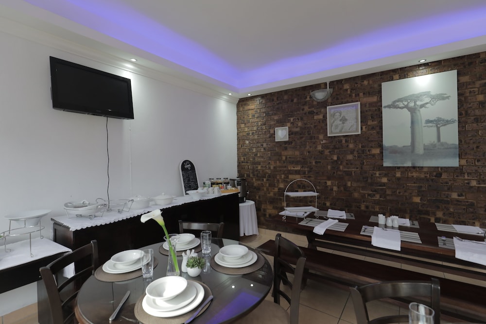 Ledumo Lodge 22/32