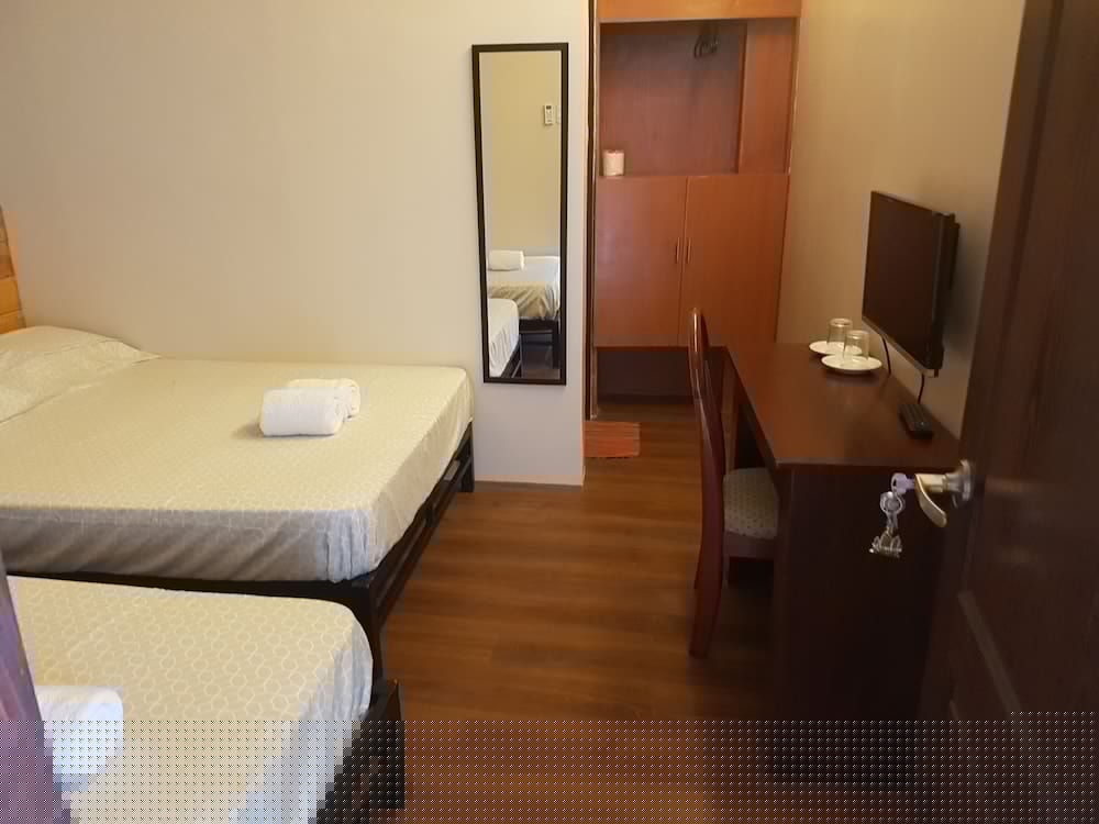 Aliria Bed And Breakfast 13/46