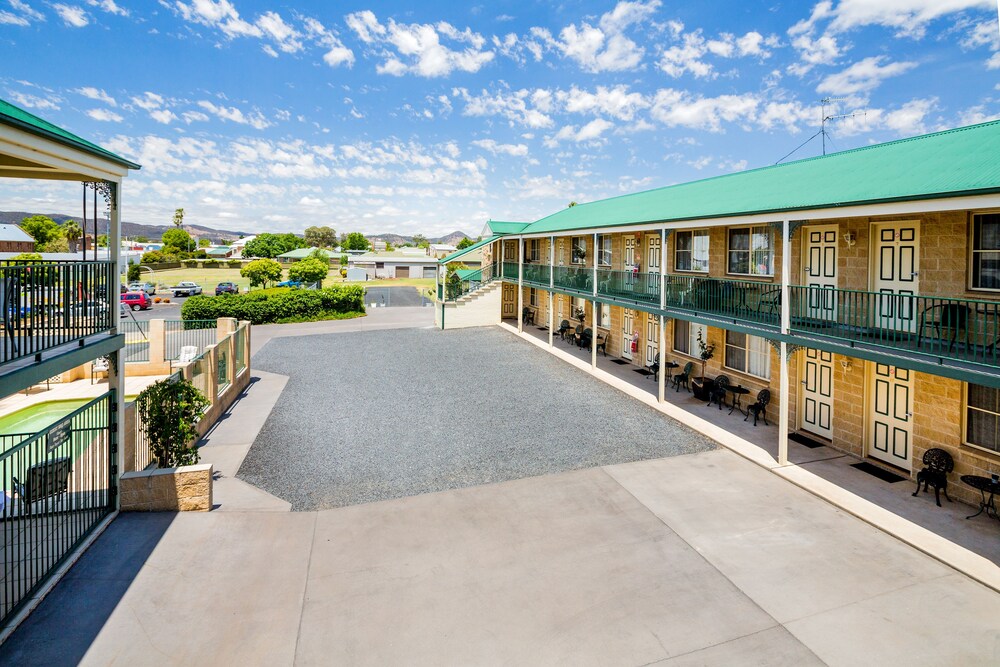 Soldiers Motel 6/31