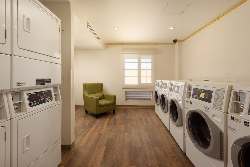 Extended Suites Merida Siglo Xxi 55/64