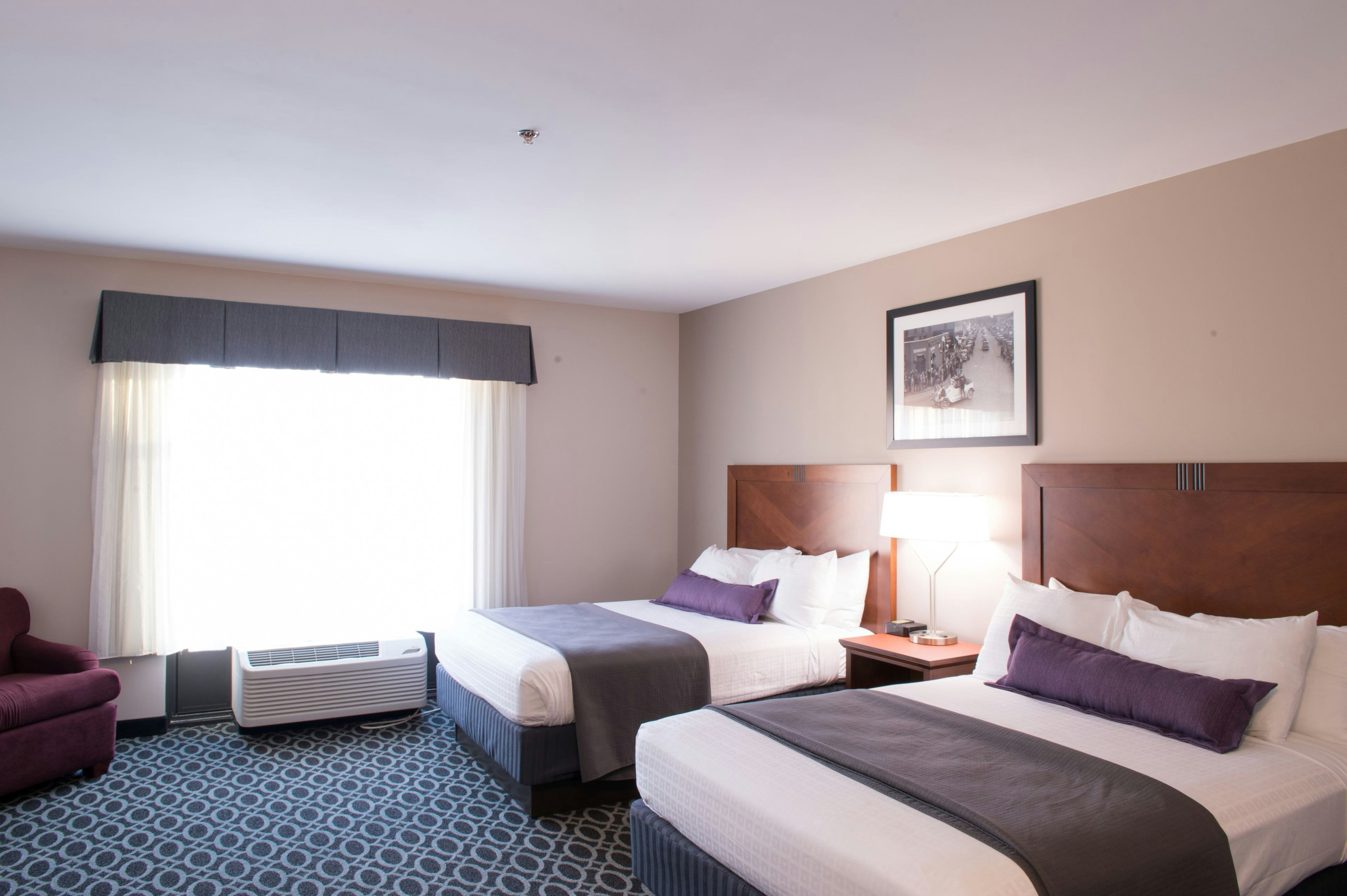 The Bluemont Hotel 35/80