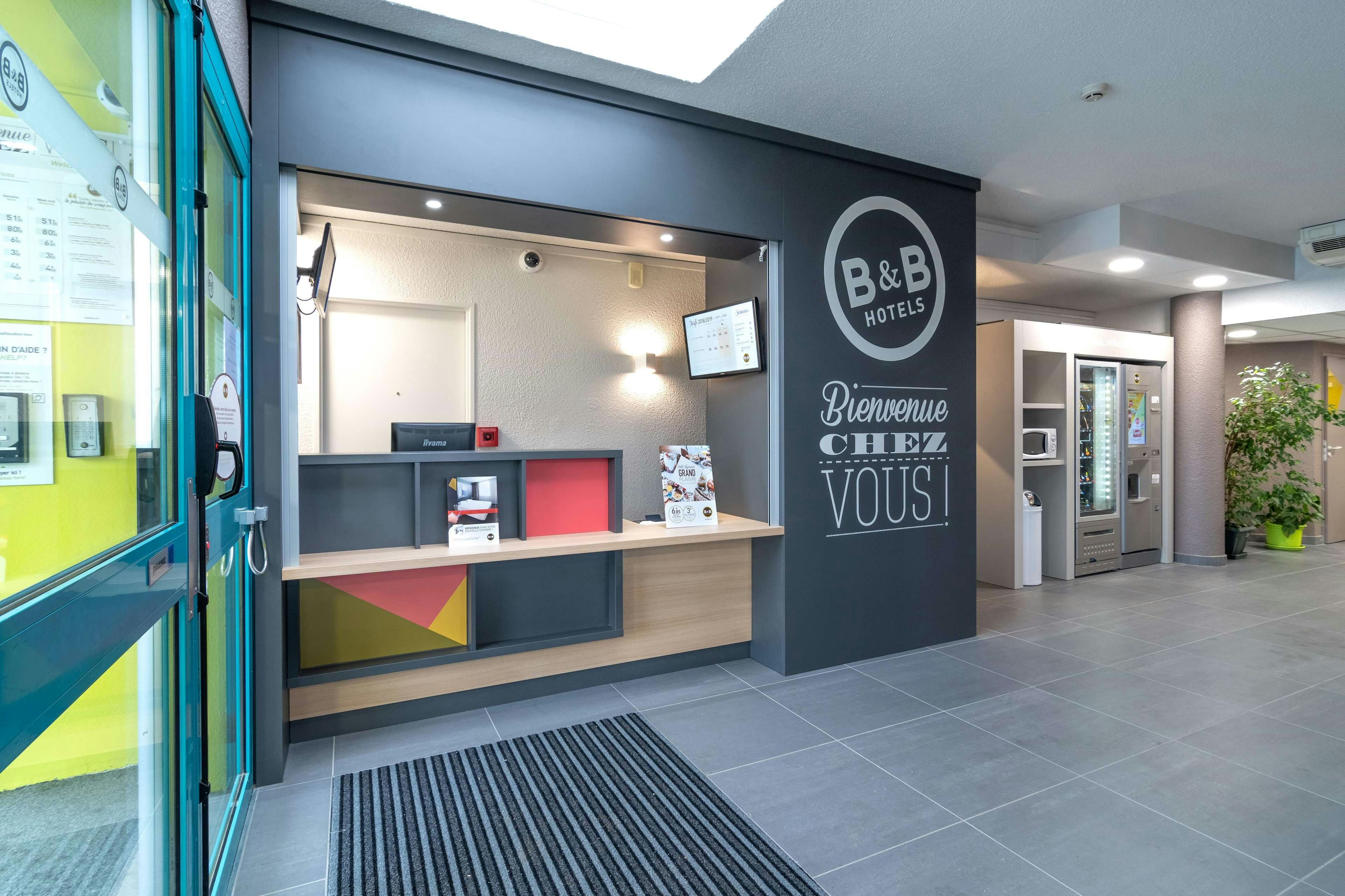 Lobby at B&B Hotel Chateauroux Deols, DEOLS