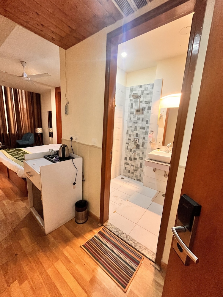 Hotel Oyster Pearl 20/50