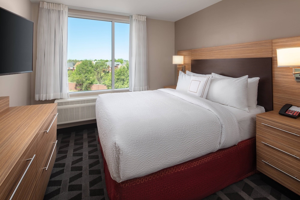 Towneplace Suites Louisville Northeast 12/60