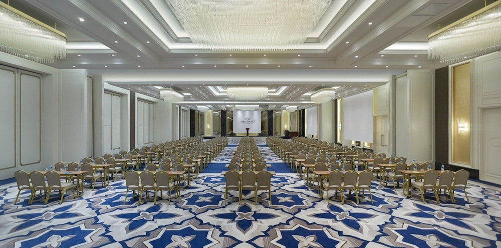 Elite World Grand Istanbul Basin Ekspres Hotel 64/71