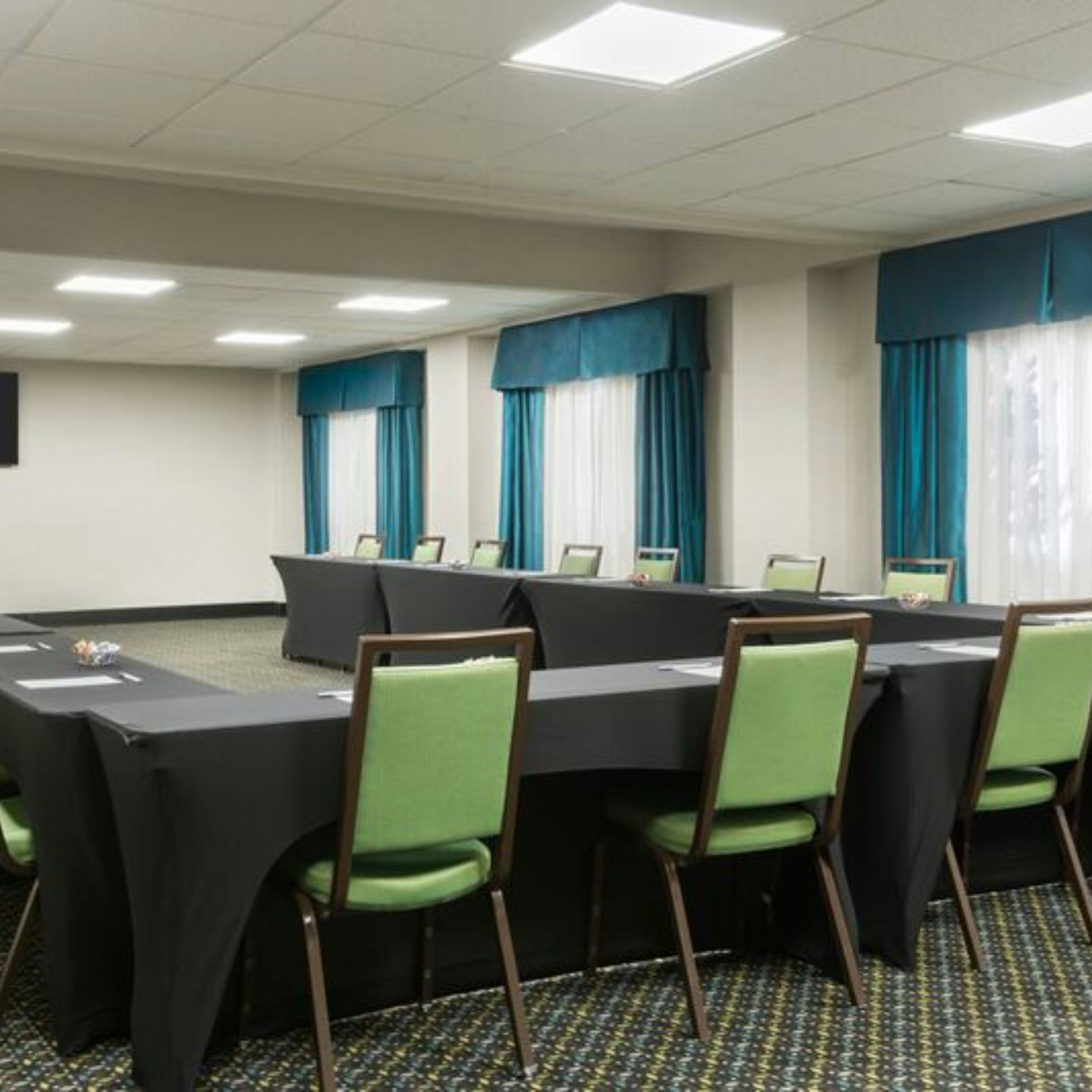 Hampton Inn Atlanta Perimeter Center 17/18
