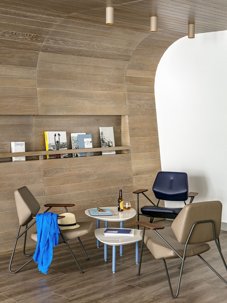 Okko Hotels Toulon Centre 28/33