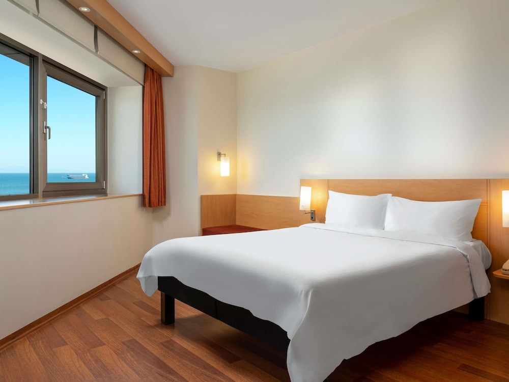 PREMIUM, DOUBLE BED, SEA VIEW