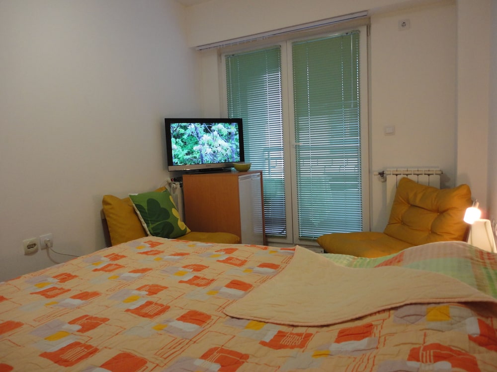 Accommodation Mell 8/30
