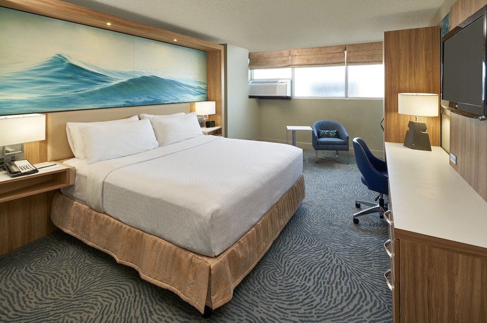 CROWNE PLAZA MELBOURNE OCEANFRONT 25/79